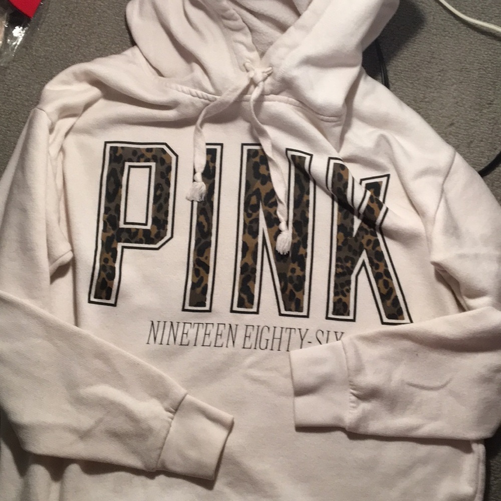 RARE EUC VS PINK HOODIE SMALL